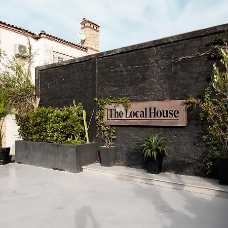 The Local House فندق
